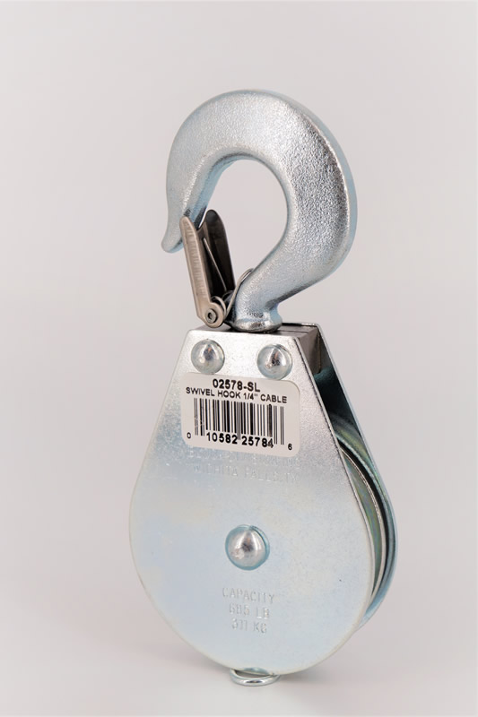 2.5” Swivel Hook Pulley Block; Steel Latch; 1/8 rope